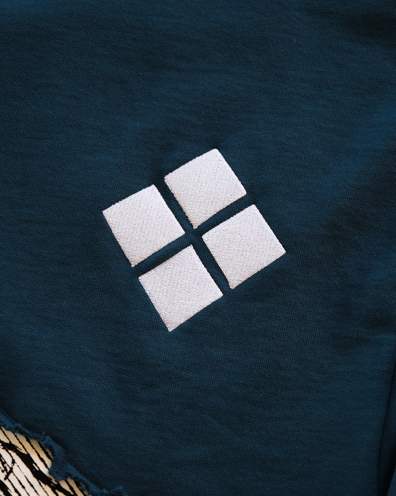 JIN SPLICED CREWNECK