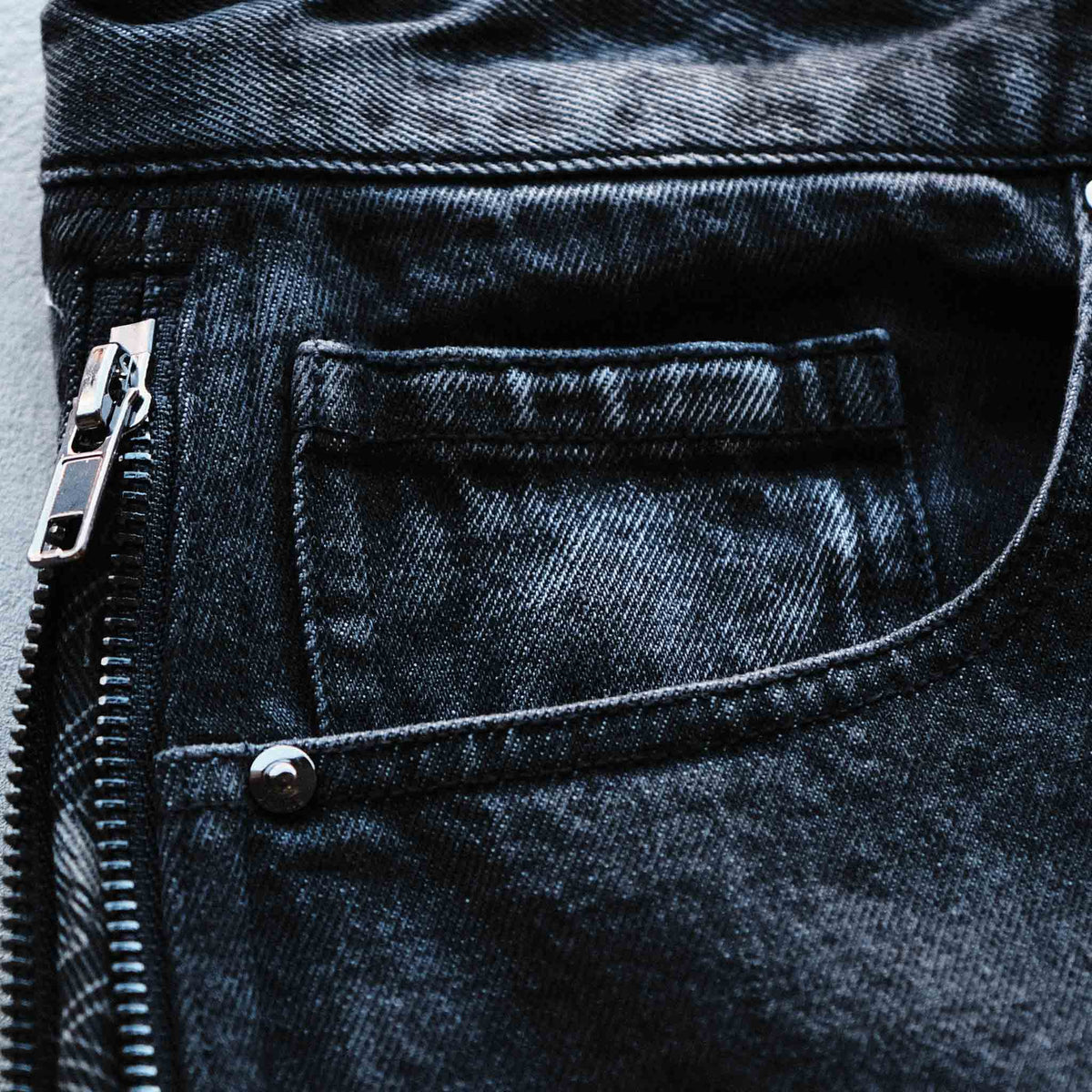 TALISMAN SEAL ZIPPY JEANS