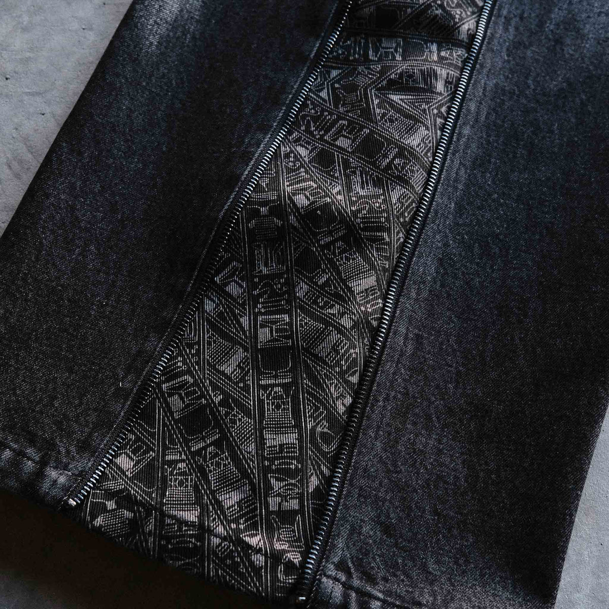 TALISMAN SEAL ZIPPY JEANS